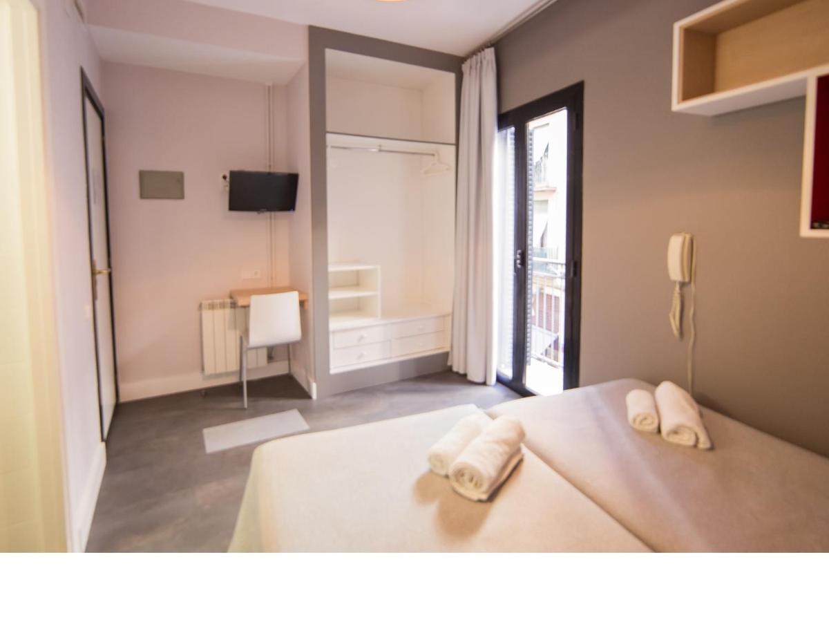 Residencia Universitaria Tagaste Barcelona Room photo